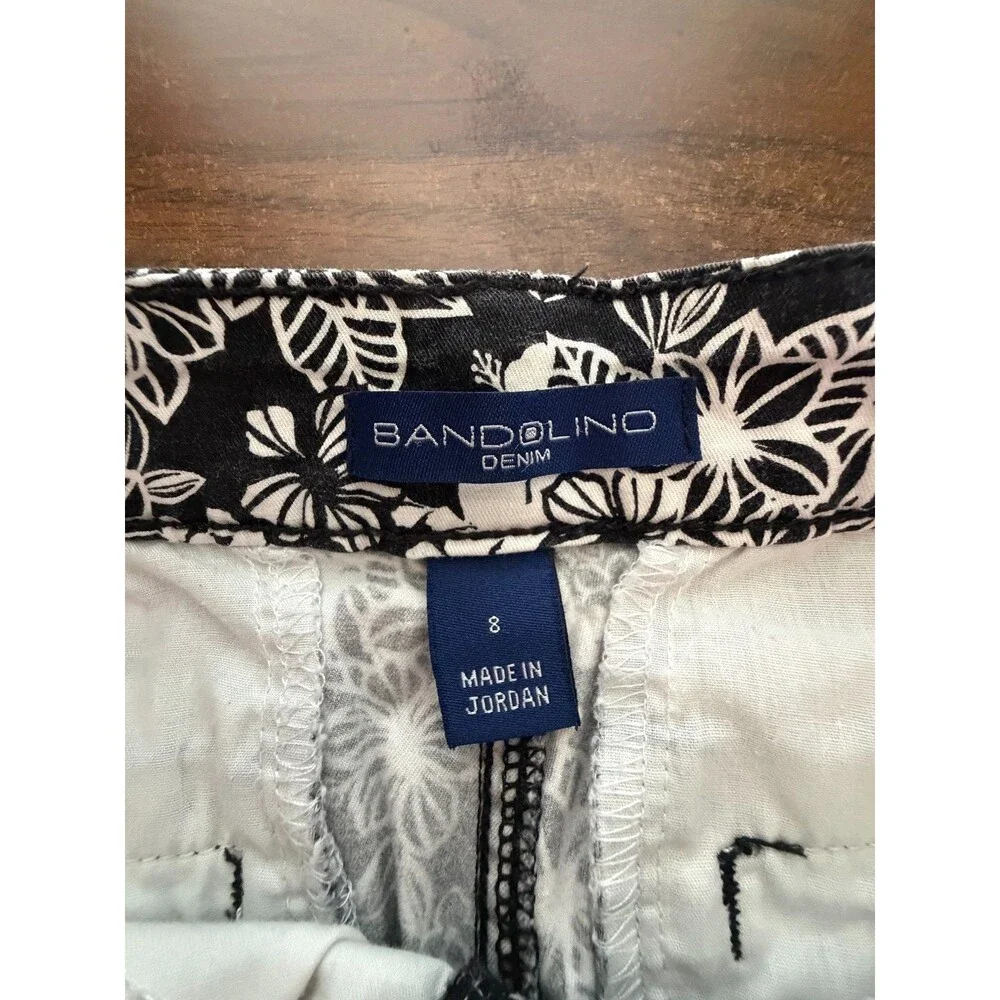 Bandolino Denim Black/White Floral Bermuda Shorts Sz 8